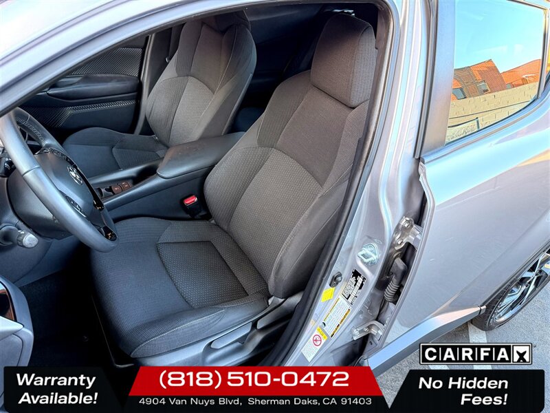 2018 Toyota C-HR XLE   - Photo 14 - Sherman Oaks, CA 91403-1701