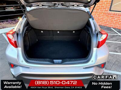 2018 Toyota C-HR XLE   - Photo 22 - Sherman Oaks, CA 91403-1701