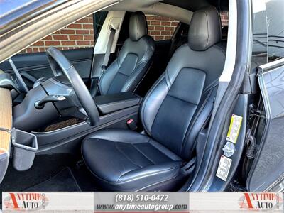 2018 Tesla Model 3 Long Range   - Photo 14 - Sherman Oaks, CA 91403-1701