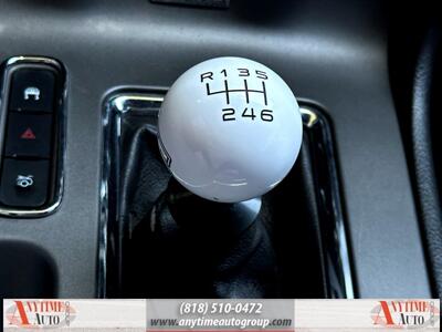 2011 Ford Mustang GT Premium   - Photo 17 - Sherman Oaks, CA 91403-1701
