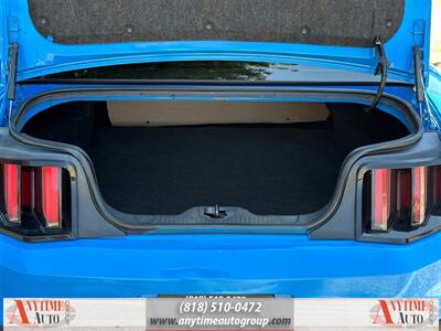 2011 Ford Mustang GT Premium   - Photo 18 - Sherman Oaks, CA 91403-1701