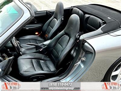 2002 Porsche 911 Carrera   - Photo 15 - Sherman Oaks, CA 91403-1701
