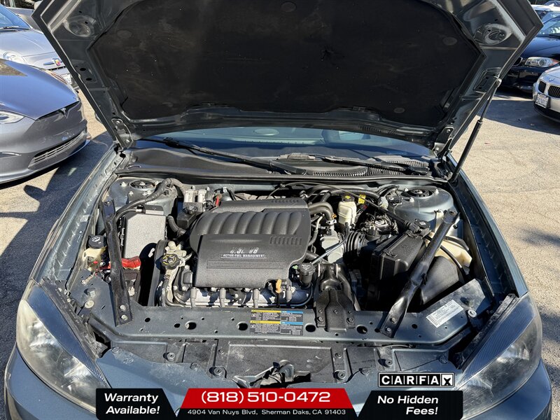 2007 Pontiac Grand Prix GXP - Photo 13 - Sherman Oaks, CA 91403-1701