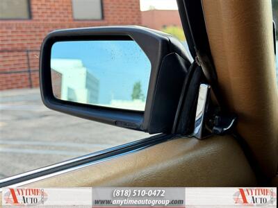 1986 Mercedes-Benz 560 SL   - Photo 21 - Sherman Oaks, CA 91403-1701
