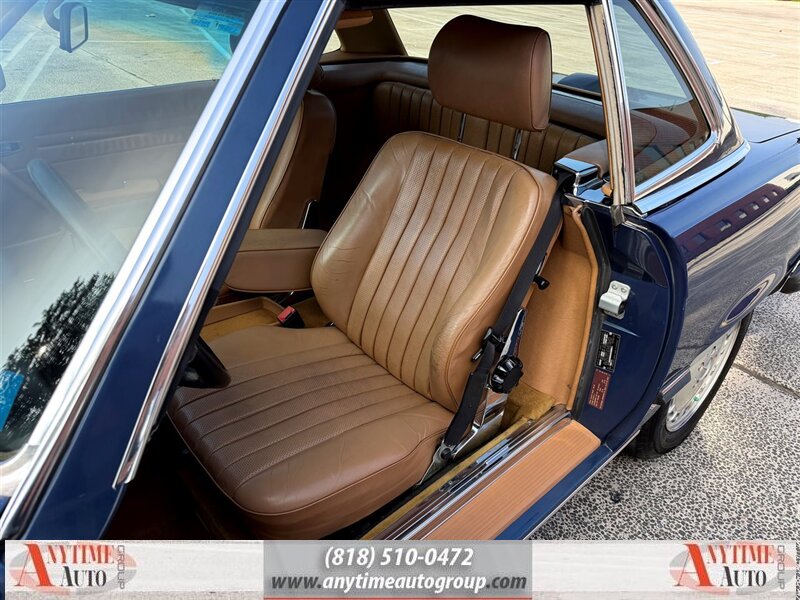 1986 Mercedes-Benz 560 SL   - Photo 12 - Sherman Oaks, CA 91403-1701