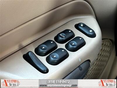 2001 Ford Explorer Sport Trac   - Photo 21 - Sherman Oaks, CA 91403-1701