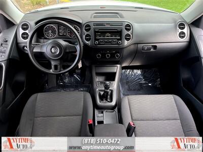 2012 Volkswagen Tiguan S   - Photo 13 - Sherman Oaks, CA 91403-1701