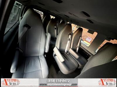 2009 FORD E350 ECONOLINE WAGON E-350SD   - Photo 22 - Sherman Oaks, CA 91403-1701