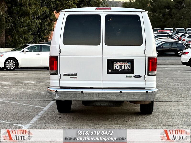 2009 Ford E-Series Econoline Wagon null photo 6