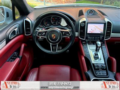 2017 Porsche Cayenne Turbo   - Photo 14 - Sherman Oaks, CA 91403-1701