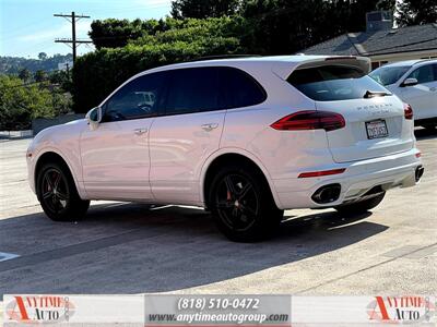 2017 Porsche Cayenne Turbo   - Photo 6 - Sherman Oaks, CA 91403-1701