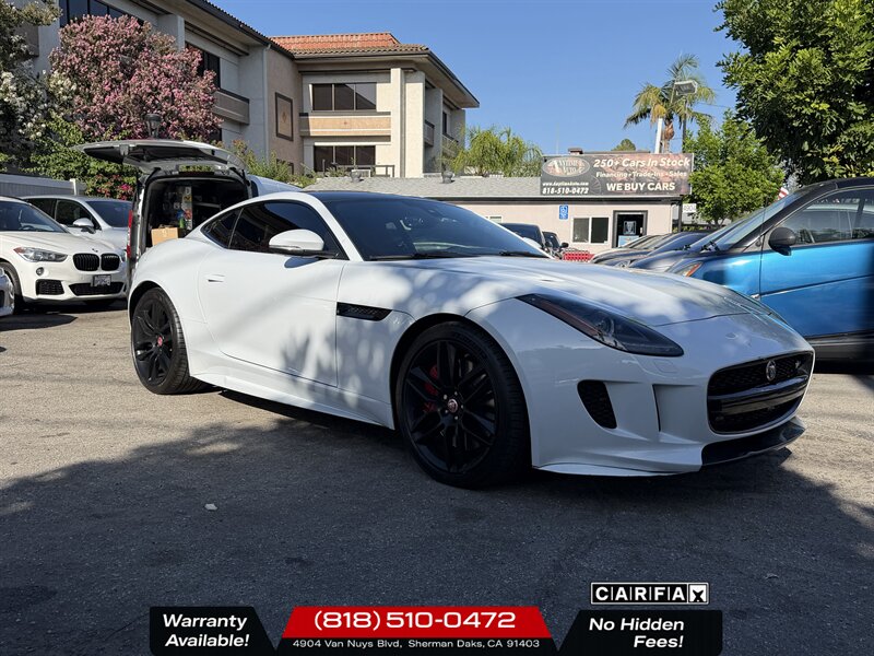 2016 Jaguar F-TYPE R  