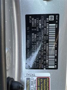 2020 Honda Clarity Plug-In Hybrid   - Photo 16 - Sherman Oaks, CA 91403-1701