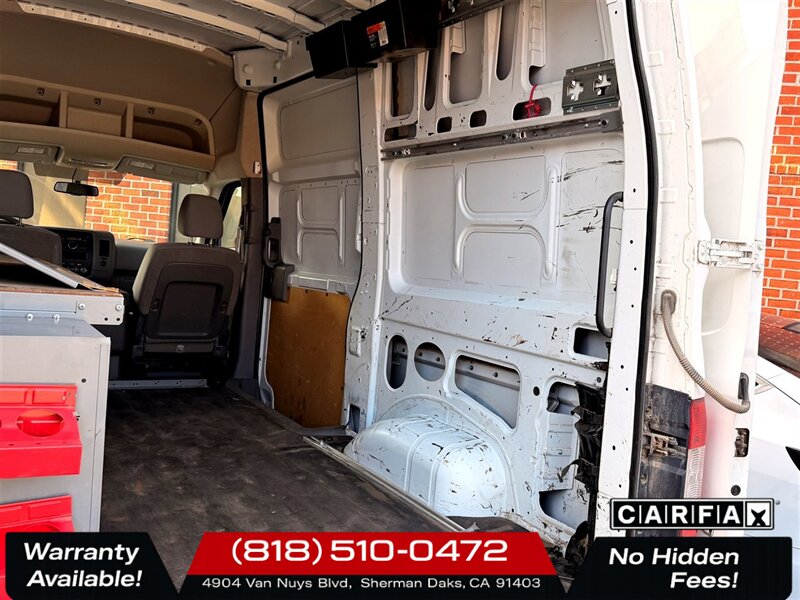 2012 Nissan NV 2500 HD SV   - Photo 17 - Sherman Oaks, CA 91403-1701