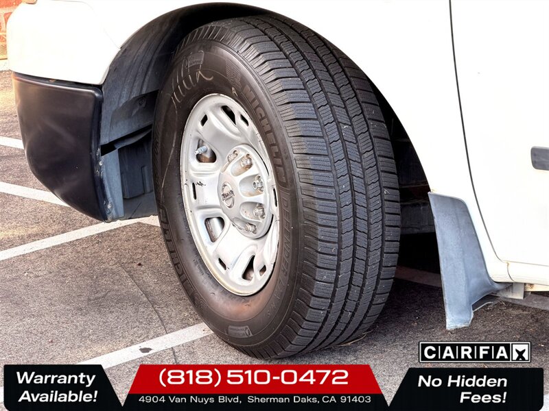 2012 Nissan NV 2500 HD SV   - Photo 24 - Sherman Oaks, CA 91403-1701
