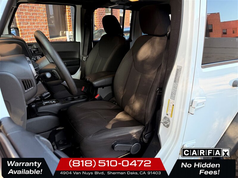 2016 Jeep Wrangler Unlimited Sport S   - Photo 14 - Sherman Oaks, CA 91403-1701