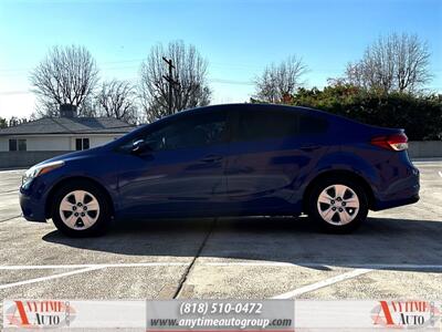 2017 Kia Forte LX   - Photo 4 - Sherman Oaks, CA 91403-1701