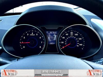 2016 Hyundai VELOSTER   - Photo 12 - Sherman Oaks, CA 91403-1701