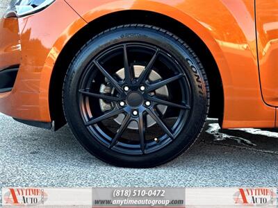 2016 Hyundai VELOSTER   - Photo 21 - Sherman Oaks, CA 91403-1701