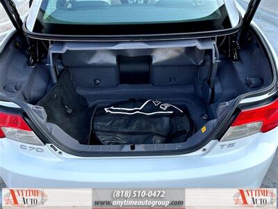 2012 Volvo C70 T5 Premier Plus   - Photo 23 - Sherman Oaks, CA 91403-1701