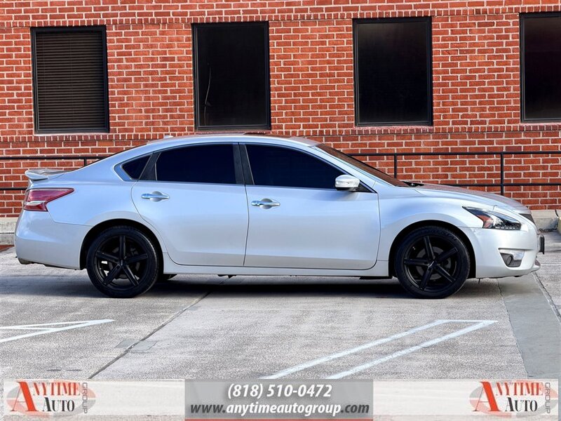 2013 Nissan Altima 3.5 SV - Photo 8 - Sherman Oaks, CA 91403-1701