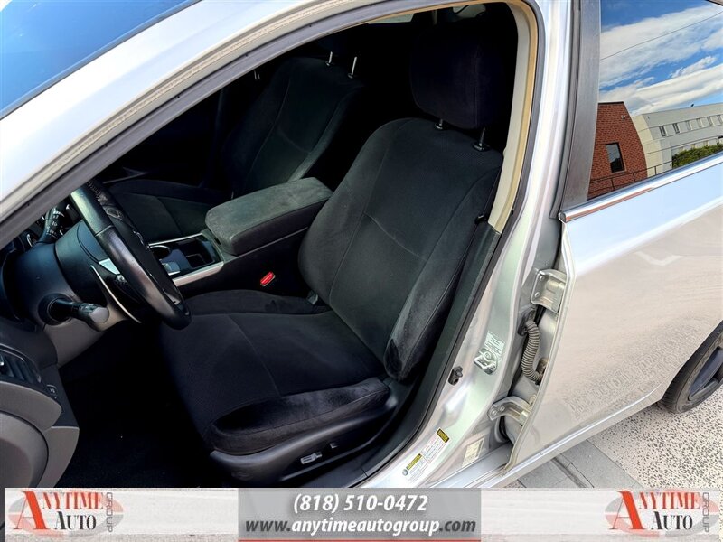 2013 Nissan Altima 3.5 SV - Photo 15 - Sherman Oaks, CA 91403-1701