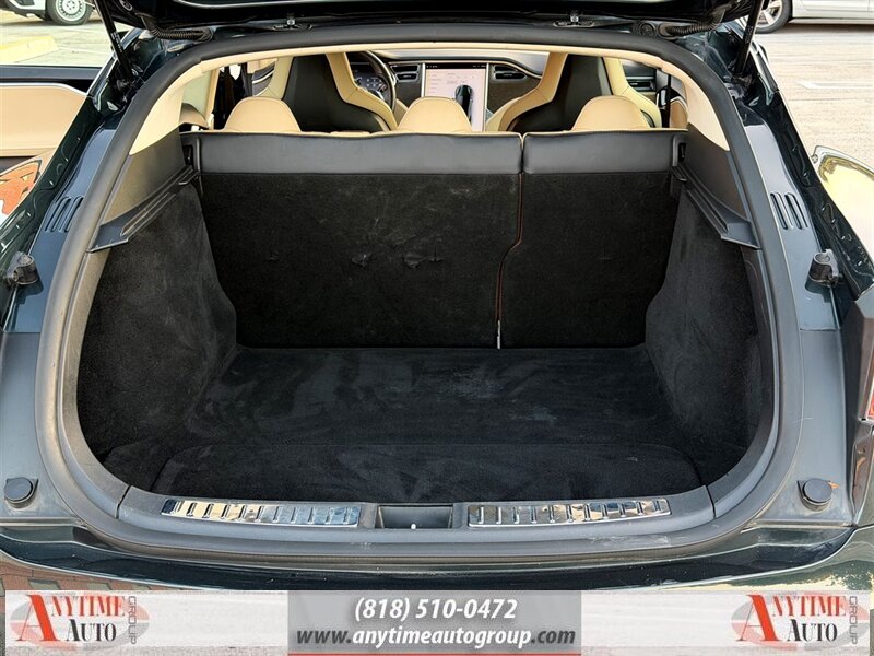 2013 Tesla Model S   - Photo 24 - Sherman Oaks, CA 91403-1701