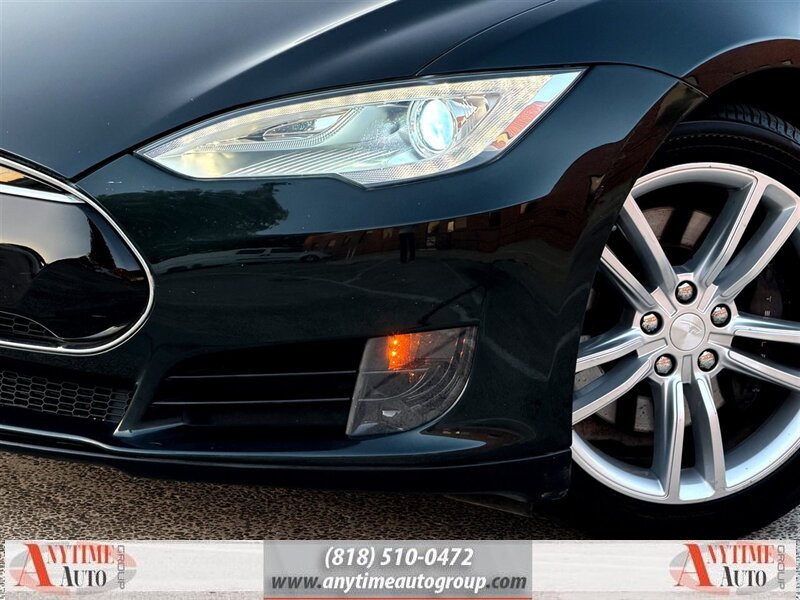 2013 Tesla Model S   - Photo 27 - Sherman Oaks, CA 91403-1701