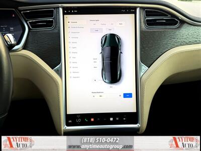2013 Tesla Model S   - Photo 17 - Sherman Oaks, CA 91403-1701