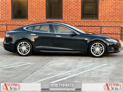 2013 Tesla Model S   - Photo 8 - Sherman Oaks, CA 91403-1701