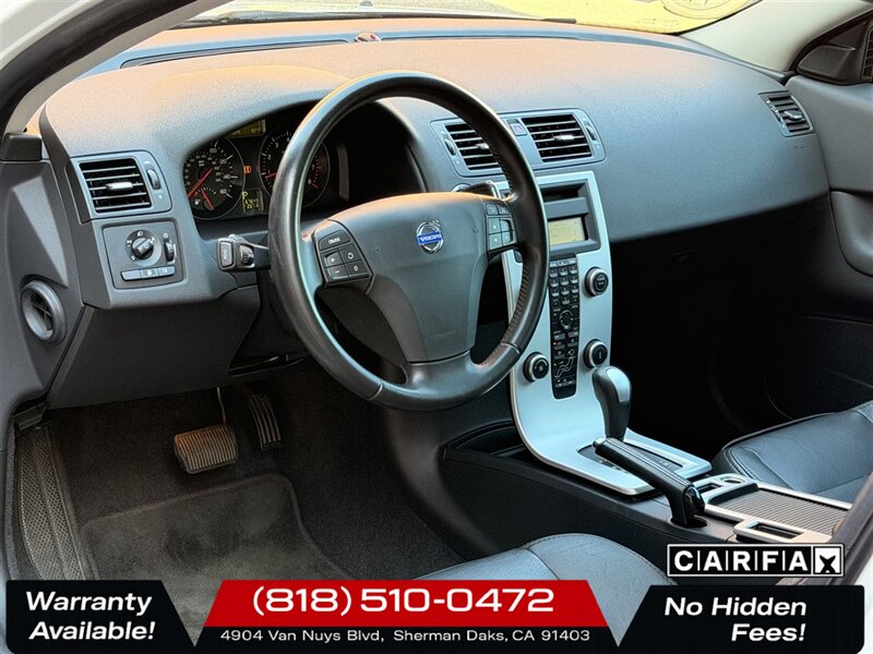 2012 Volvo C30 T5 - Photo 11 - Sherman Oaks, CA 91403-1701
