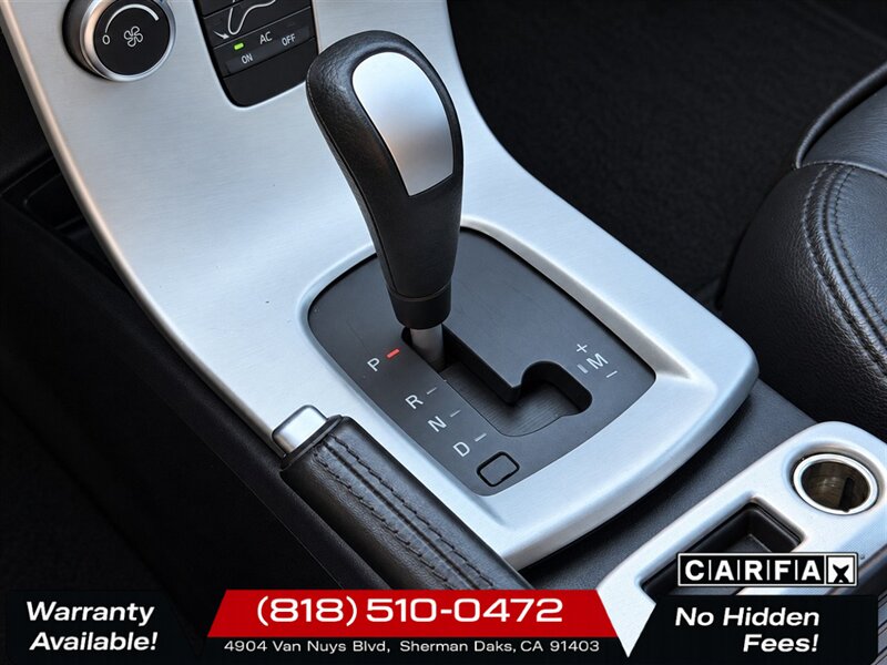 2012 Volvo C30 T5 - Photo 15 - Sherman Oaks, CA 91403-1701