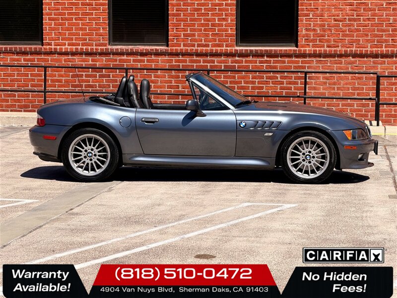 2001 BMW Z3 3.0i   - Photo 8 - Sherman Oaks, CA 91403-1701