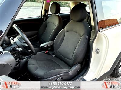 2012 MINI Cooper Hardtop   - Photo 10 - Sherman Oaks, CA 91403-1701