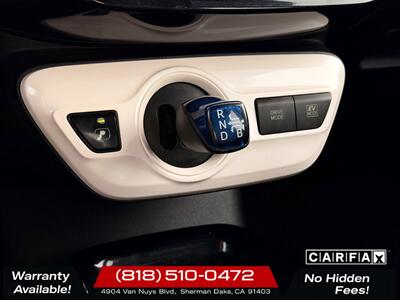 2017 Toyota Prius Three Touring   - Photo 18 - Sherman Oaks, CA 91403-1701