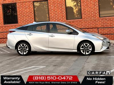 2017 Toyota Prius Three Touring   - Photo 8 - Sherman Oaks, CA 91403-1701