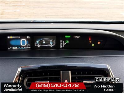 2017 Toyota Prius Three Touring   - Photo 15 - Sherman Oaks, CA 91403-1701