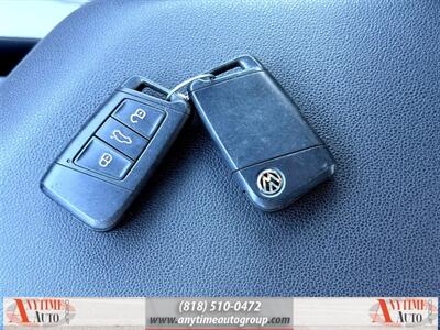 2020 Volkswagen Jetta R-Line   - Photo 20 - Sherman Oaks, CA 91403-1701