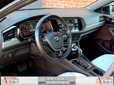 2020 Volkswagen Jetta R-Line   - Photo 12 - Sherman Oaks, CA 91403-1701