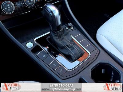 2020 Volkswagen Jetta R-Line   - Photo 19 - Sherman Oaks, CA 91403-1701