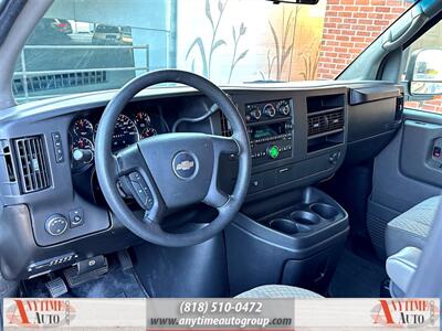2008 Chevrolet Express LS 1500   - Photo 21 - Sherman Oaks, CA 91403-1701