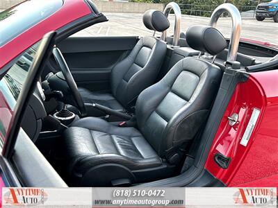 2001 Audi TT Base quattro   - Photo 13 - Sherman Oaks, CA 91403-1701