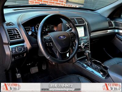 2019 Ford Explorer Limited   - Photo 13 - Sherman Oaks, CA 91403-1701