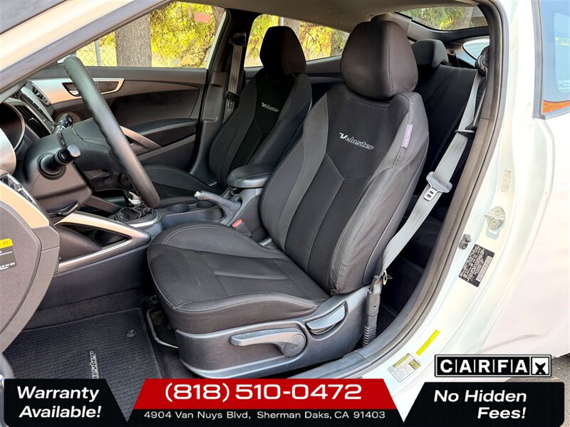 2013 Hyundai VELOSTER   - Photo 11 - Sherman Oaks, CA 91403-1701