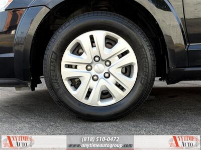 2016 Dodge Journey SE   - Photo 23 - Sherman Oaks, CA 91403-1701