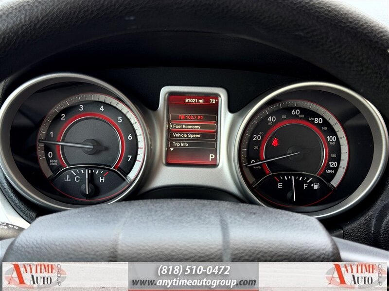 2016 Dodge Journey SE   - Photo 15 - Sherman Oaks, CA 91403-1701