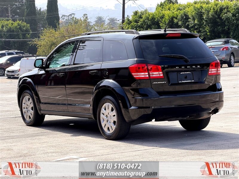 2016 Dodge Journey SE   - Photo 5 - Sherman Oaks, CA 91403-1701