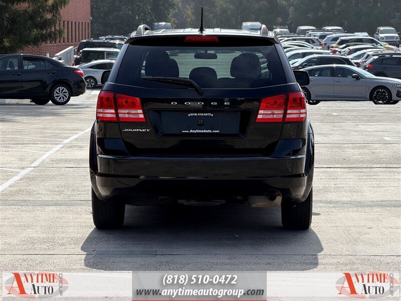 2016 Dodge Journey SE   - Photo 6 - Sherman Oaks, CA 91403-1701