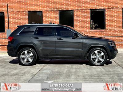 2011 Jeep Grand Cherokee Limited   - Photo 8 - Sherman Oaks, CA 91403-1701