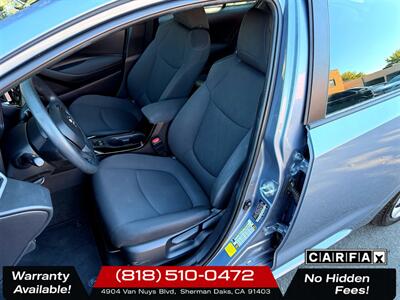 2020 Toyota Corolla LE - Photo 13 - Sherman Oaks, CA 91403-1701